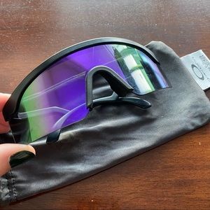 Vintage Oakley razors